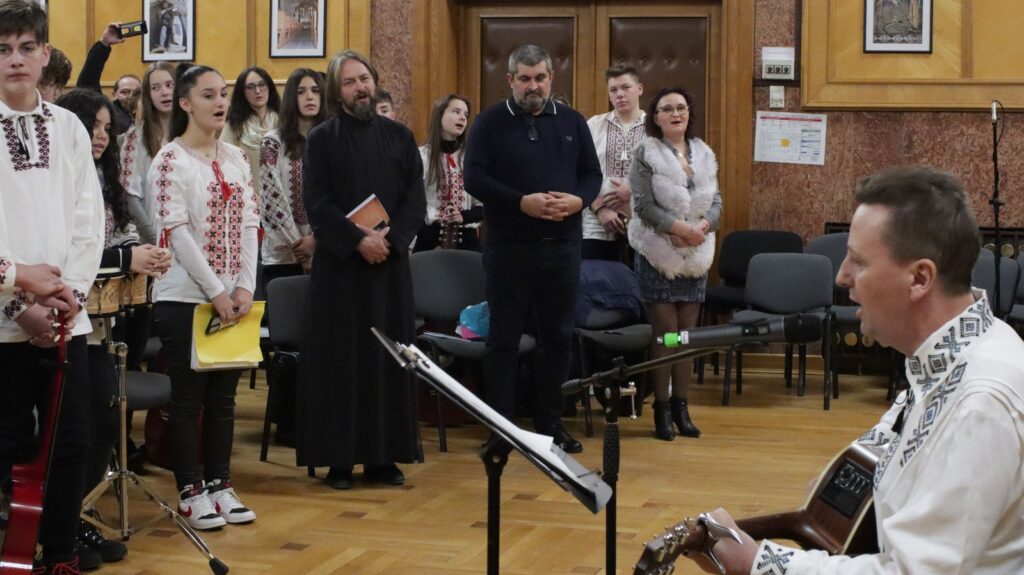 Reper cultural: „O, ce veste minunată!”